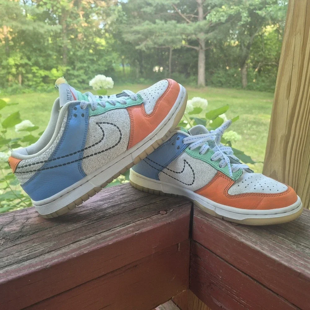 Nike Dunk Low GS Youth Size 5.5 DX3363-100 Blue White Orange